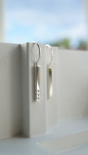 Load image into Gallery viewer, Ellipsis Silver Earrings