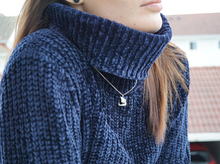 Load image into Gallery viewer, Feminine Viking silver necklace