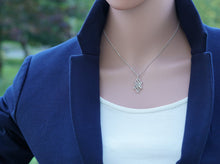 Load image into Gallery viewer, Star necklace