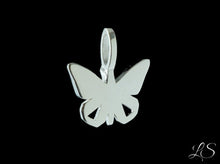 Load image into Gallery viewer, Butterfly necklace
