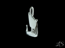 Load image into Gallery viewer, Feminine Viking silver necklace